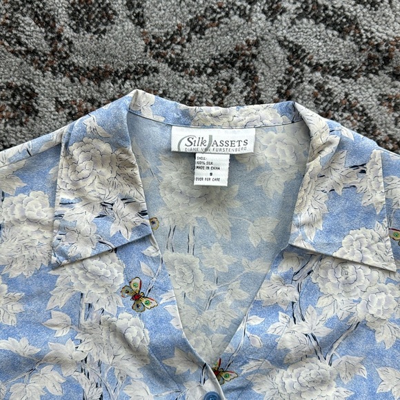 Vintage Silk Assets Diane Von Furstenberg Floral Silk Button Down Top Blue Sm - Picture 3 of 6